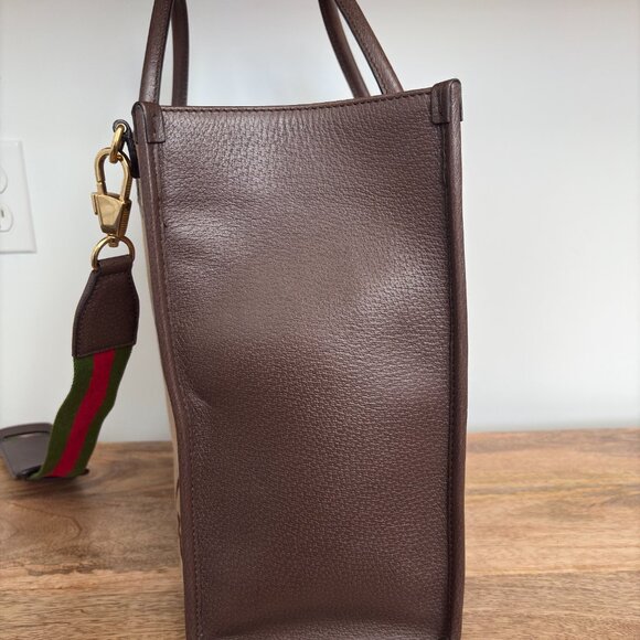 Gucci Jumbo GG Canvas Convertable Tote with Web Stripe Shoulder Strap - Picture 4 of 9